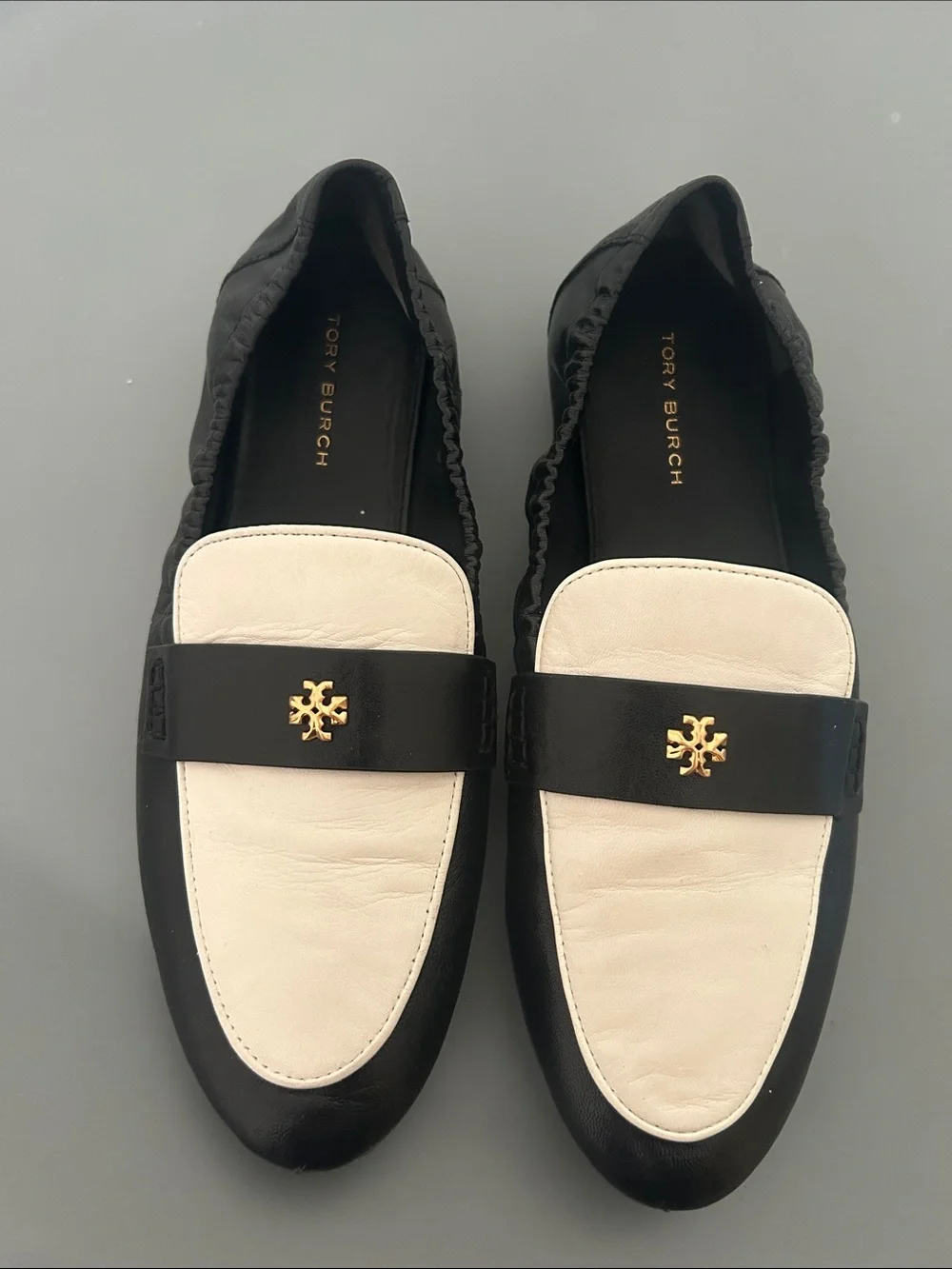 Tory Burch Black and White Ballet Loafers with Gold Logo Size 6